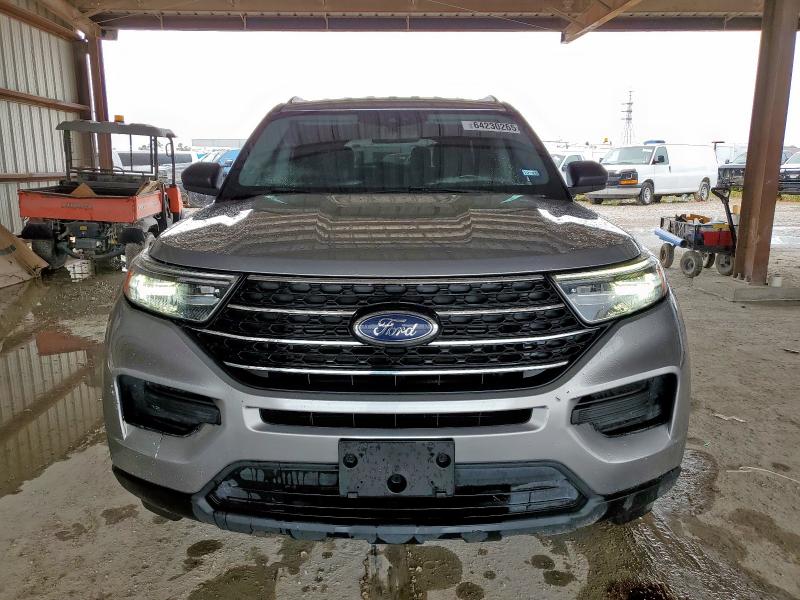  FORD EXPLORER 2022 Серебристый