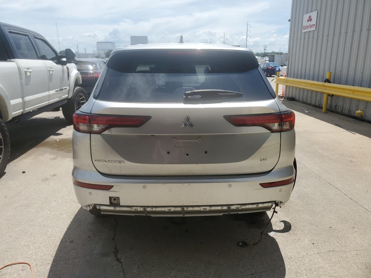 2024 Mitsubishi Outlander Se VIN: JA4J3VA85RZ045385 Lot: 64750205