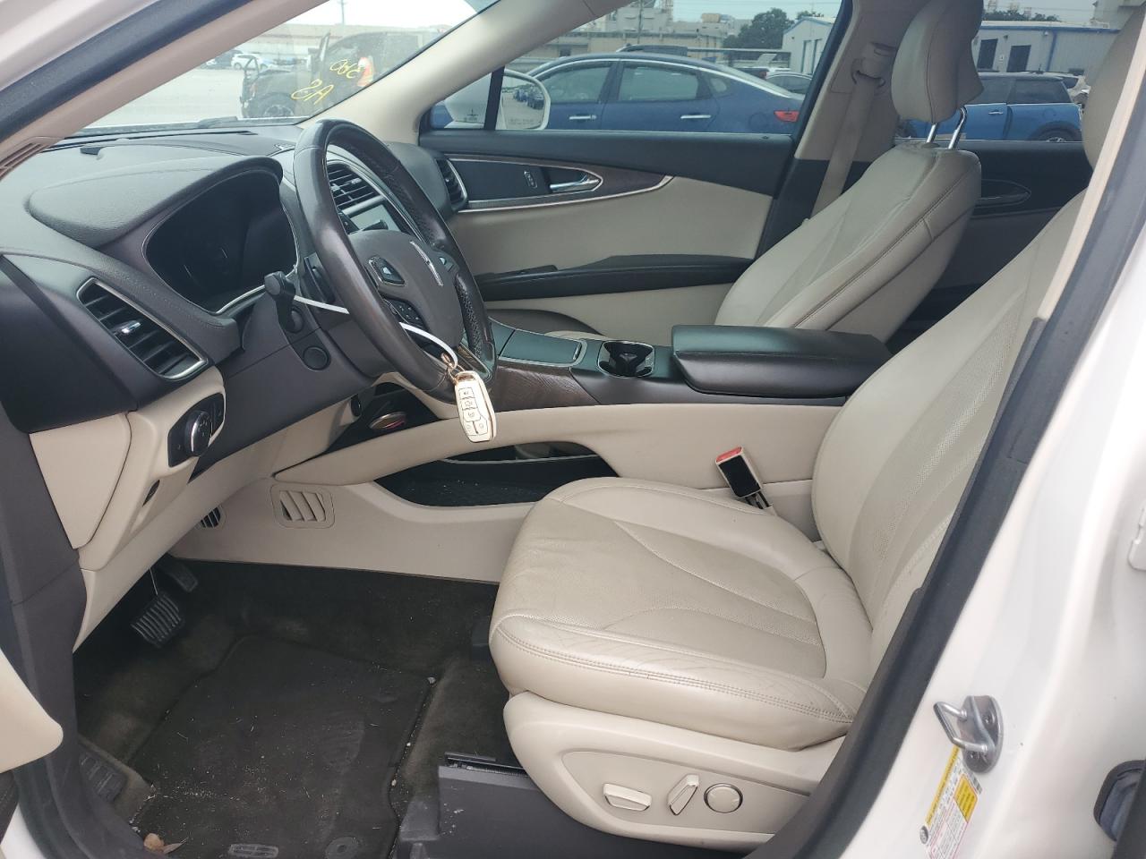 2lmtj6lr1gbl56697 2LMTJ6LR1GBL56697 2016 Lincoln Mkx Reserve