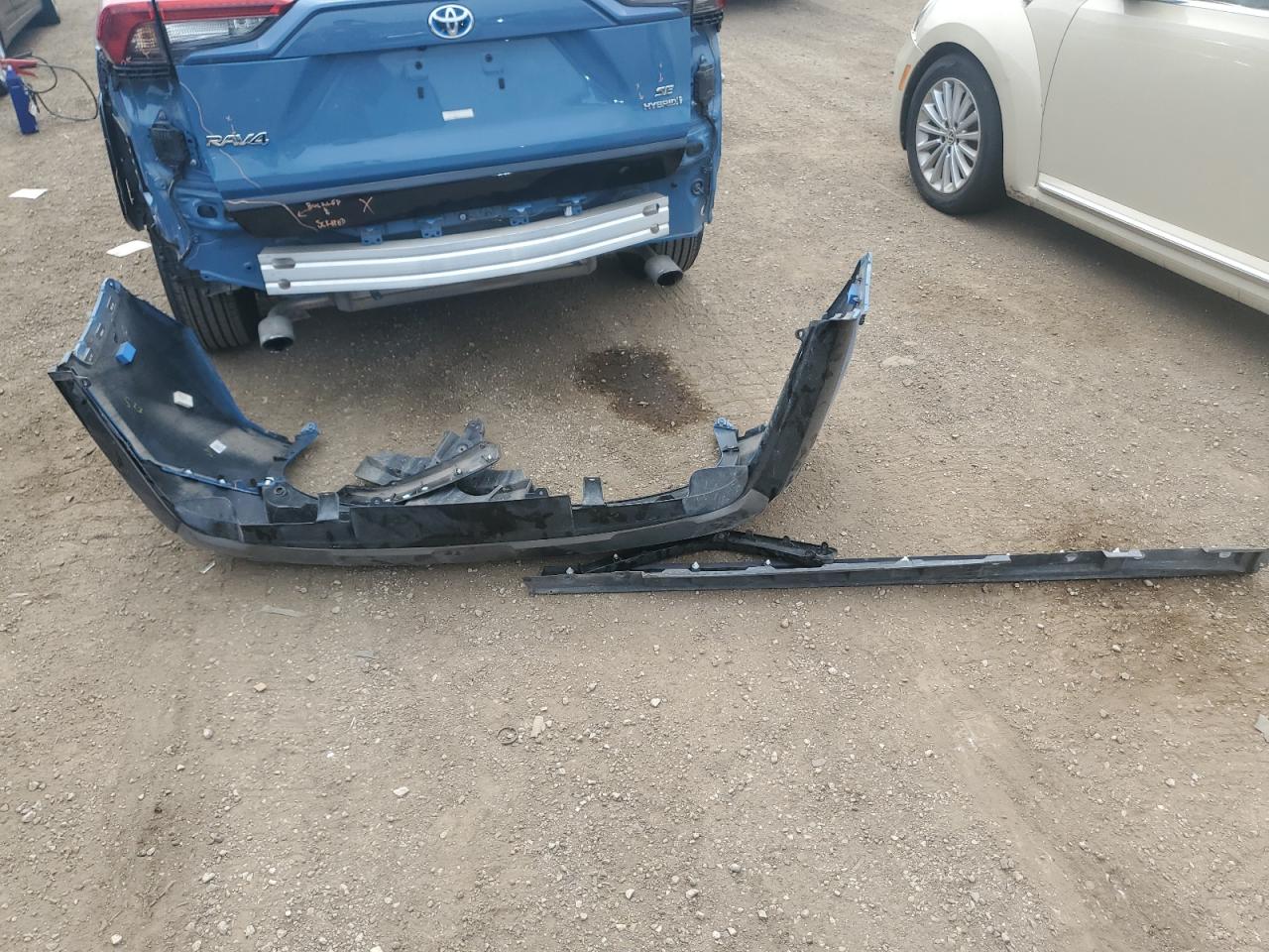 2022 Toyota Rav4 Se VIN: 4T3T6RFV4NU095099 Lot: 65872215