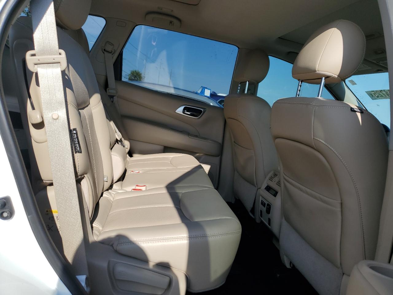 2019 Nissan Pathfinder S VIN: 5N1DR2MNXKC655451 Lot: 64904725
