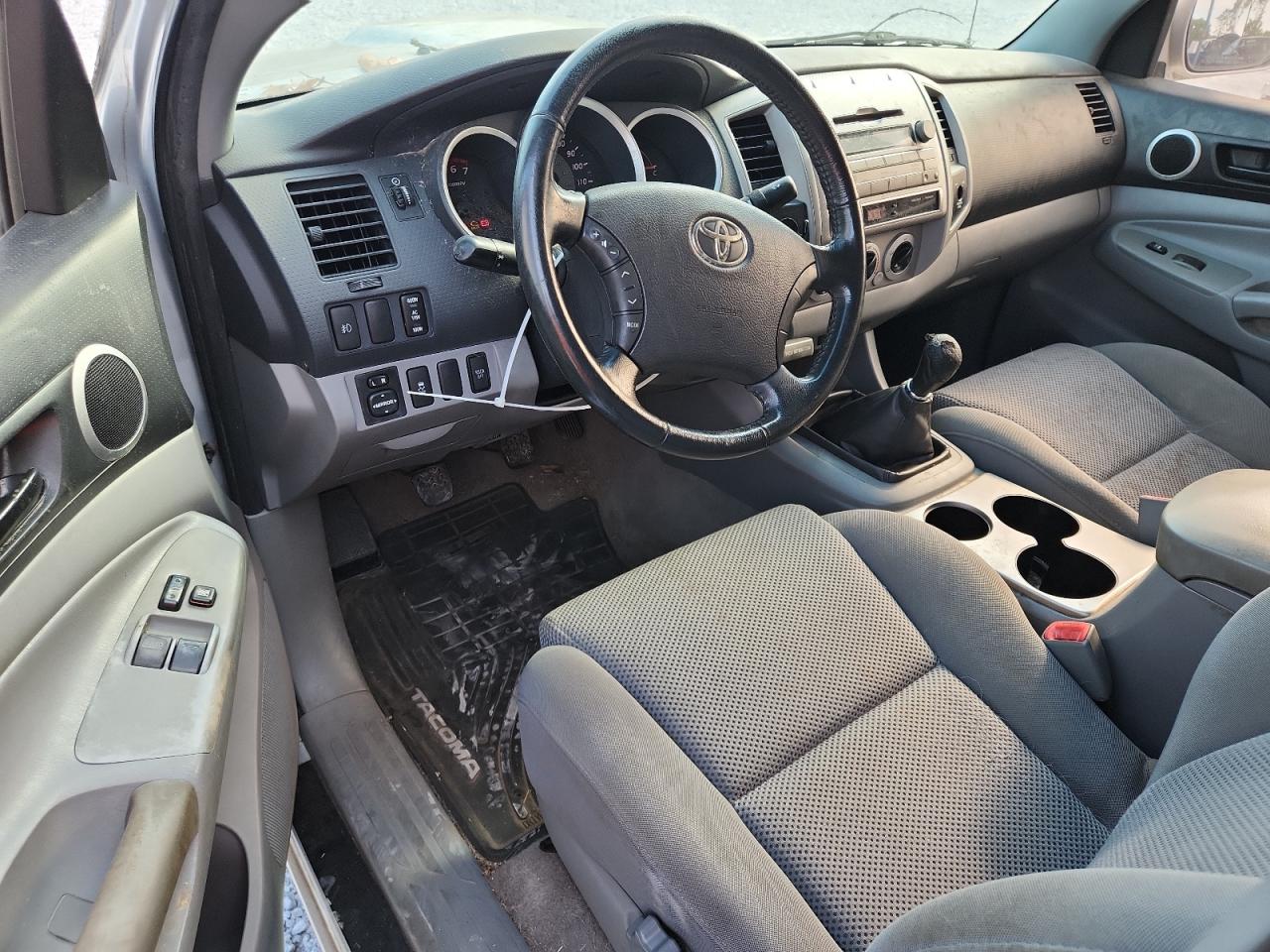2010 Toyota Tacoma Prerunner Access Cab VIN: 5TETU4GN7AZ686792 Lot: 64354255