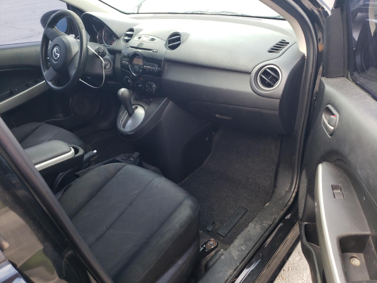 2014 Mazda Mazda2 Sport VIN: JM1DE1KZ6E0175560 Lot: 64183945