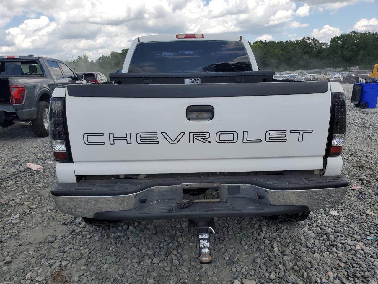 2004 Chevrolet Silverado C1500 VIN: 1GCEC14XX4Z133294 Lot: 65009155