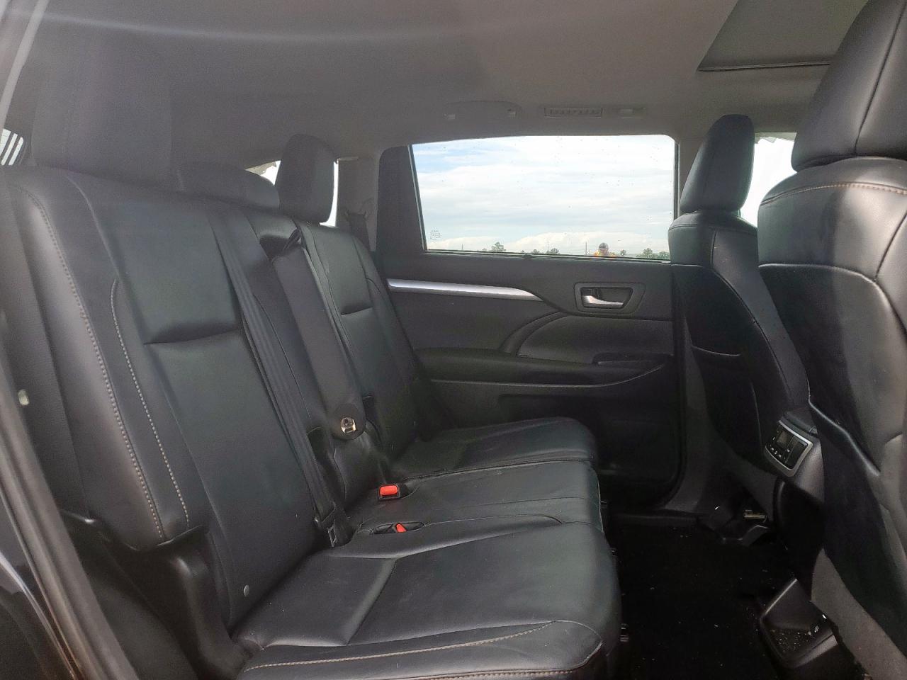 2015 Toyota Highlander Xle VIN: 5TDKKRFH6FS078955 Lot: 65504445