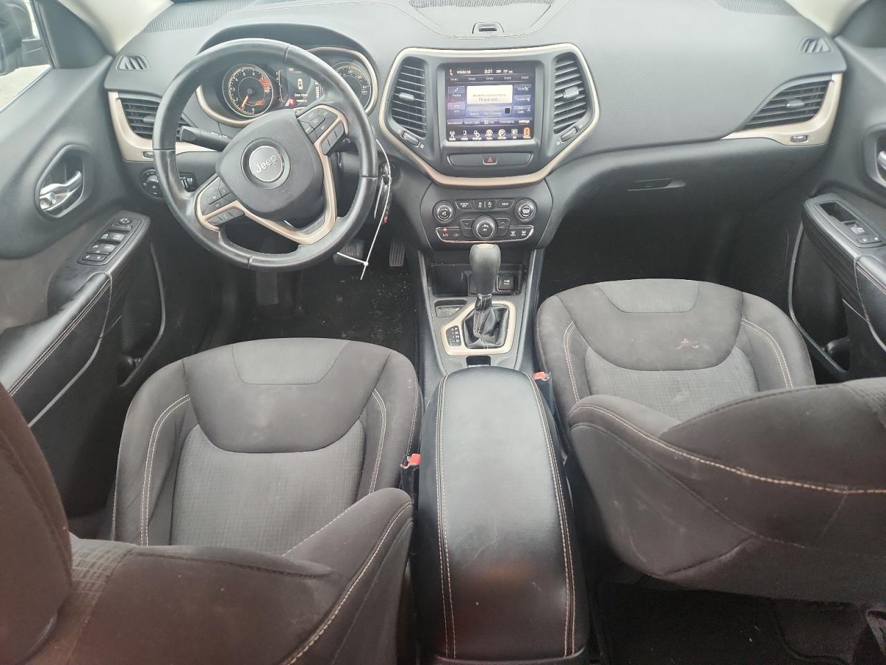 2016 Jeep Cherokee Latitude VIN: 1C4PJLCS0GW207554 Lot: 63740375