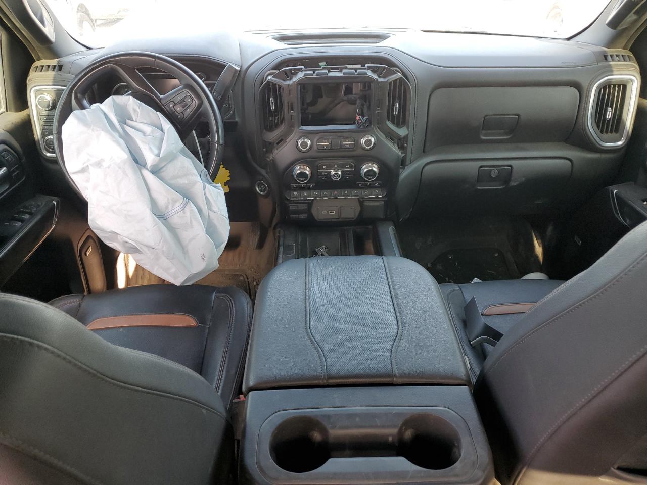 1gt49pey7pf250051 1GT49PEY7PF250051 2023 GMC Sierra K2500 At4