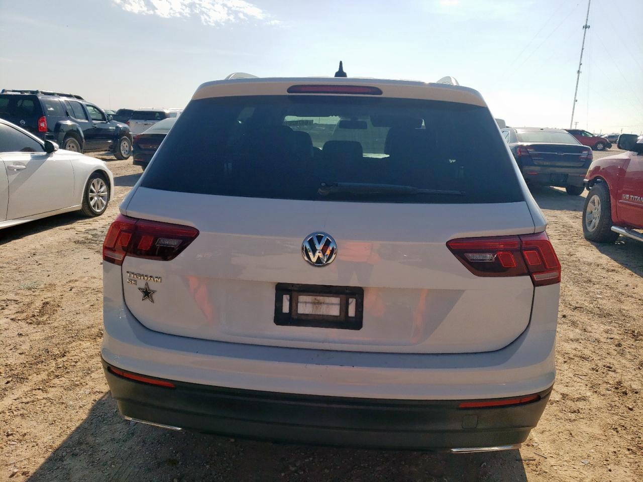 2019 Volkswagen Tiguan Se VIN: 3VV3B7AX2KM056468 Lot: 64792015