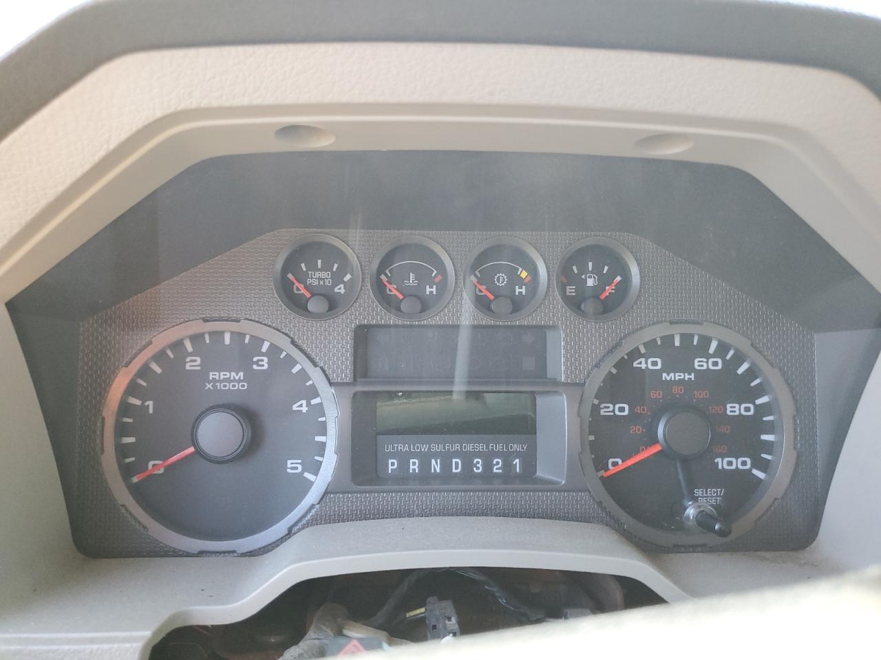 2009 Ford F550 Super Duty VIN: 1FDAF57R99EA10008 Lot: 63759505