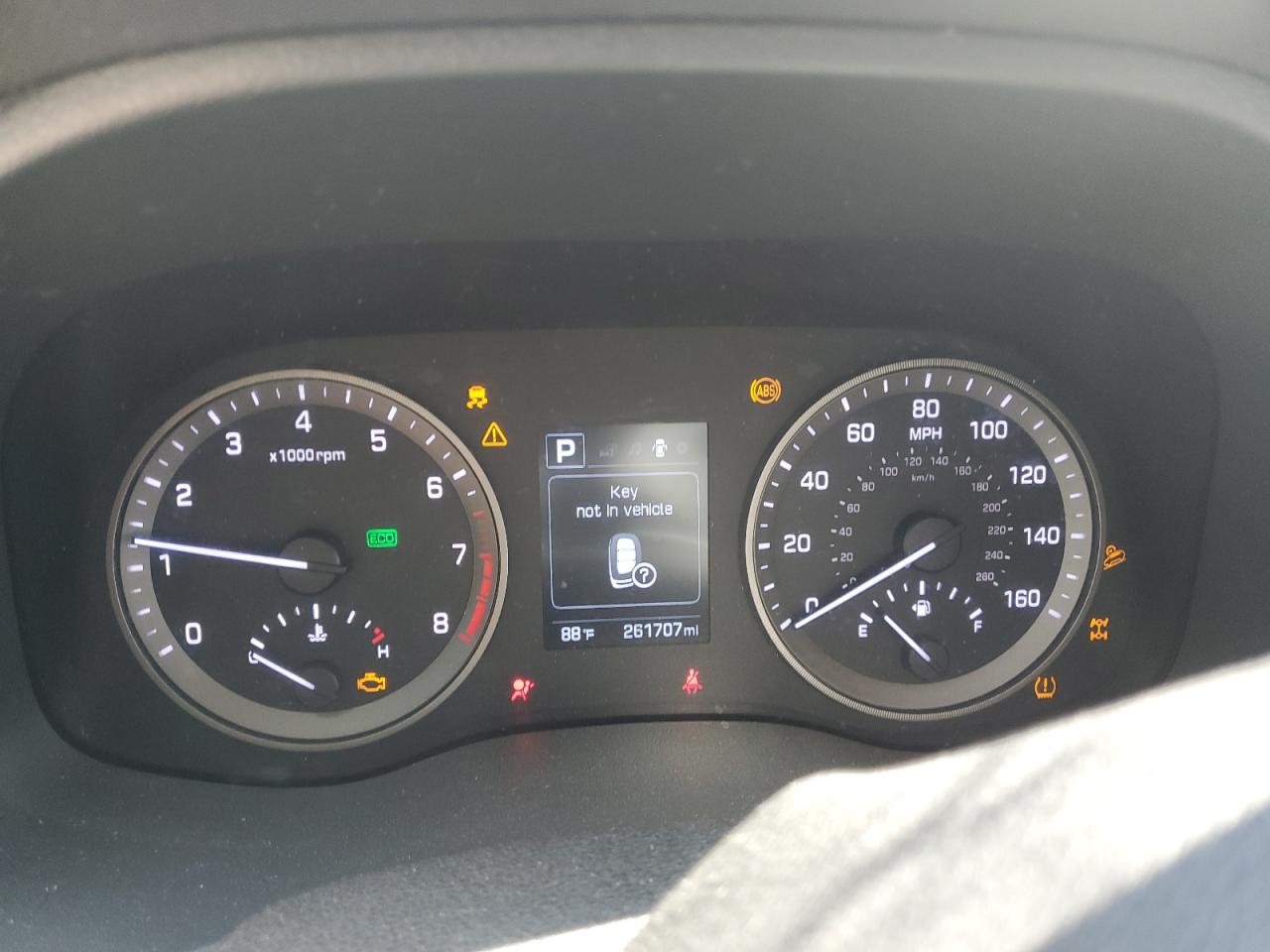 2018 Hyundai Tucson Sport VIN: KM8J3CAL3JU695652 Lot: 65113215
