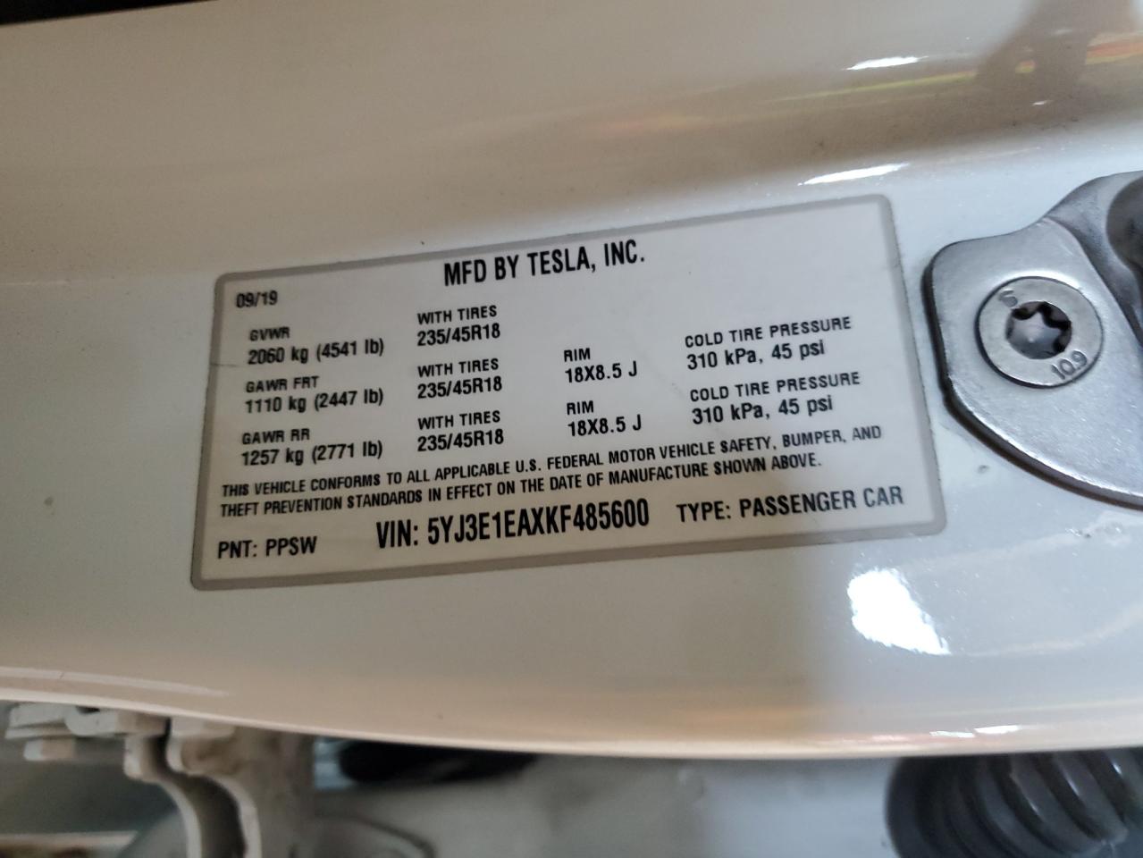 2019 Tesla Model 3 VIN: 5YJ3E1EAXKF485600 Lot: 63411705