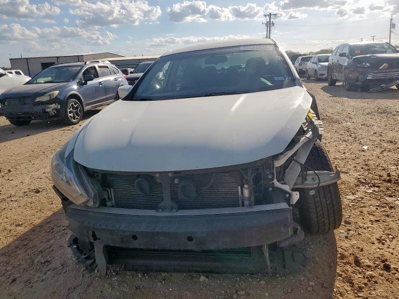  NISSAN ALTIMA 2018 Biały
