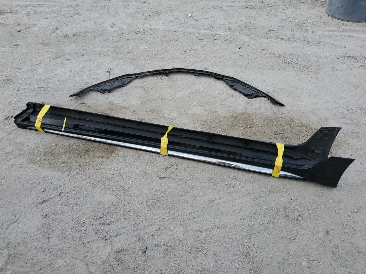 2018 Acura Rlx Sport Hybrid Advance VIN: JH4KC2F95JC000513 Lot: 65560885