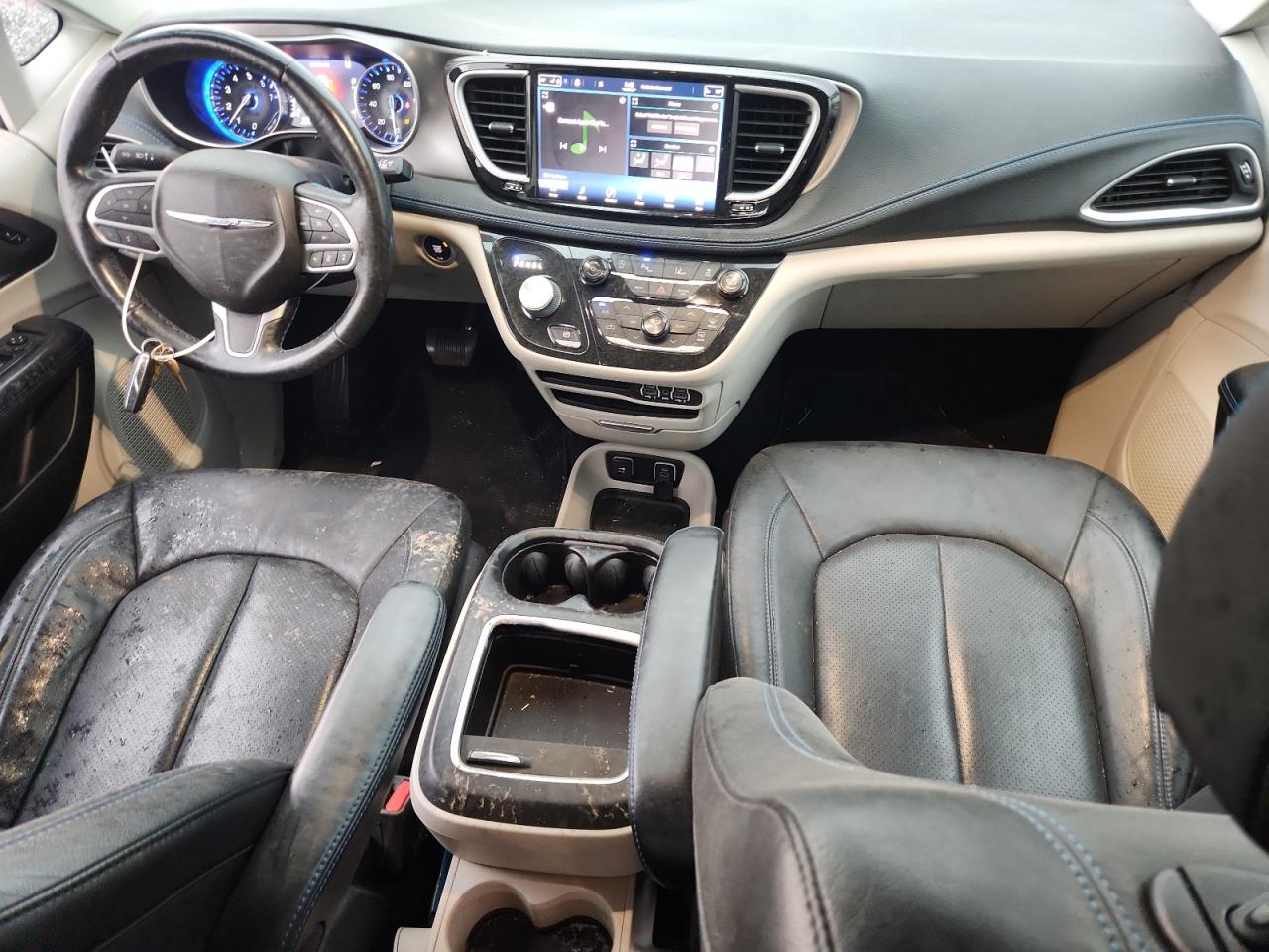 2021 Chrysler Pacifica Touring L VIN: 2C4RC1BGXMR542961 Lot: 65393655