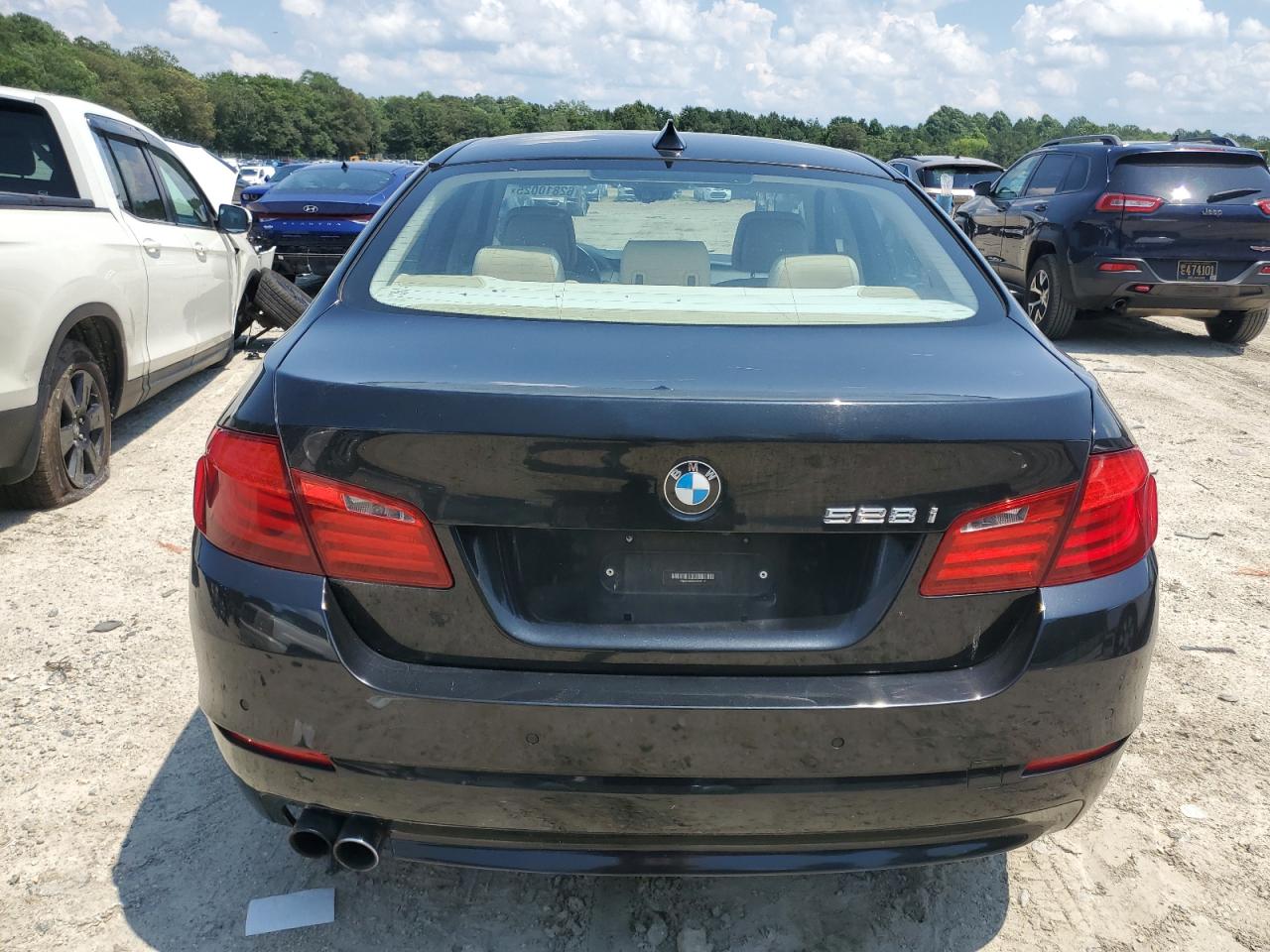 2012 BMW 528 Xi VIN: WBAXH5C54CC595138 Lot: 62810025