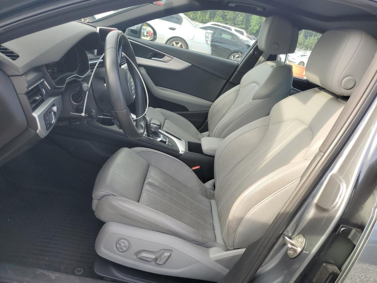 2017 Audi A4 Prestige VIN: WAUFNAF48HN022660 Lot: 64627995