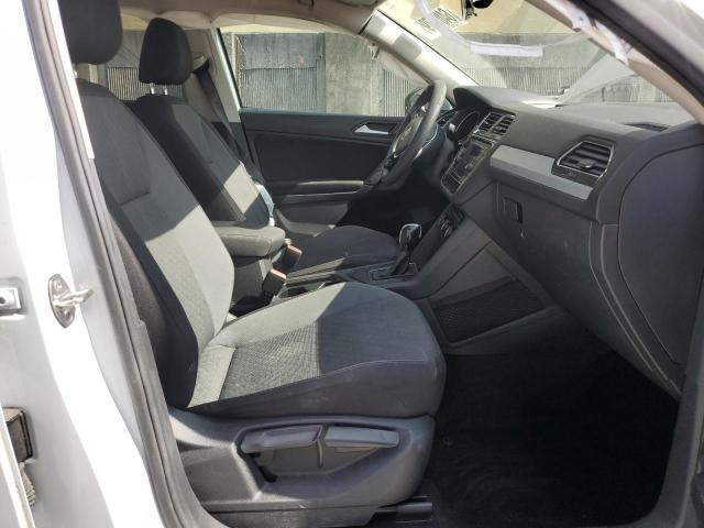  VOLKSWAGEN TIGUAN 2019 Srebrny