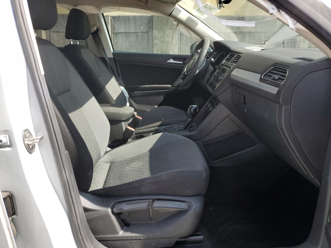 2019 Volkswagen Tiguan S VIN: 3VV1B7AXXKM036198 Lot: 64013795