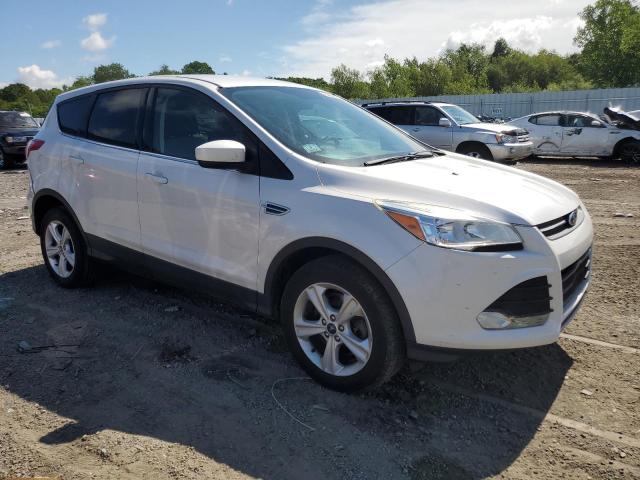  FORD ESCAPE 2015 Белы
