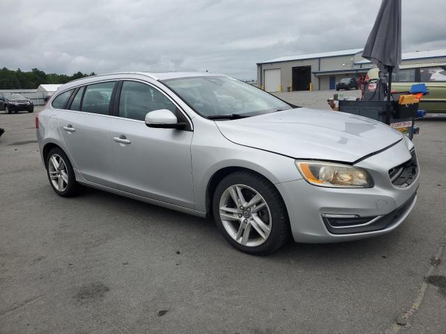  VOLVO V60 2015 Silver