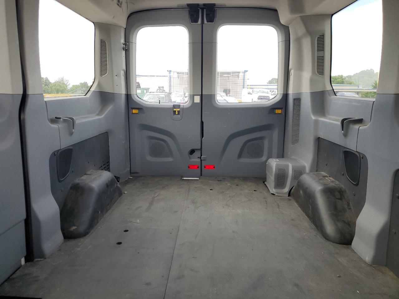 2015 Ford Transit T-150 VIN: 1FDZK1CM8FKA50269 Lot: 63187835
