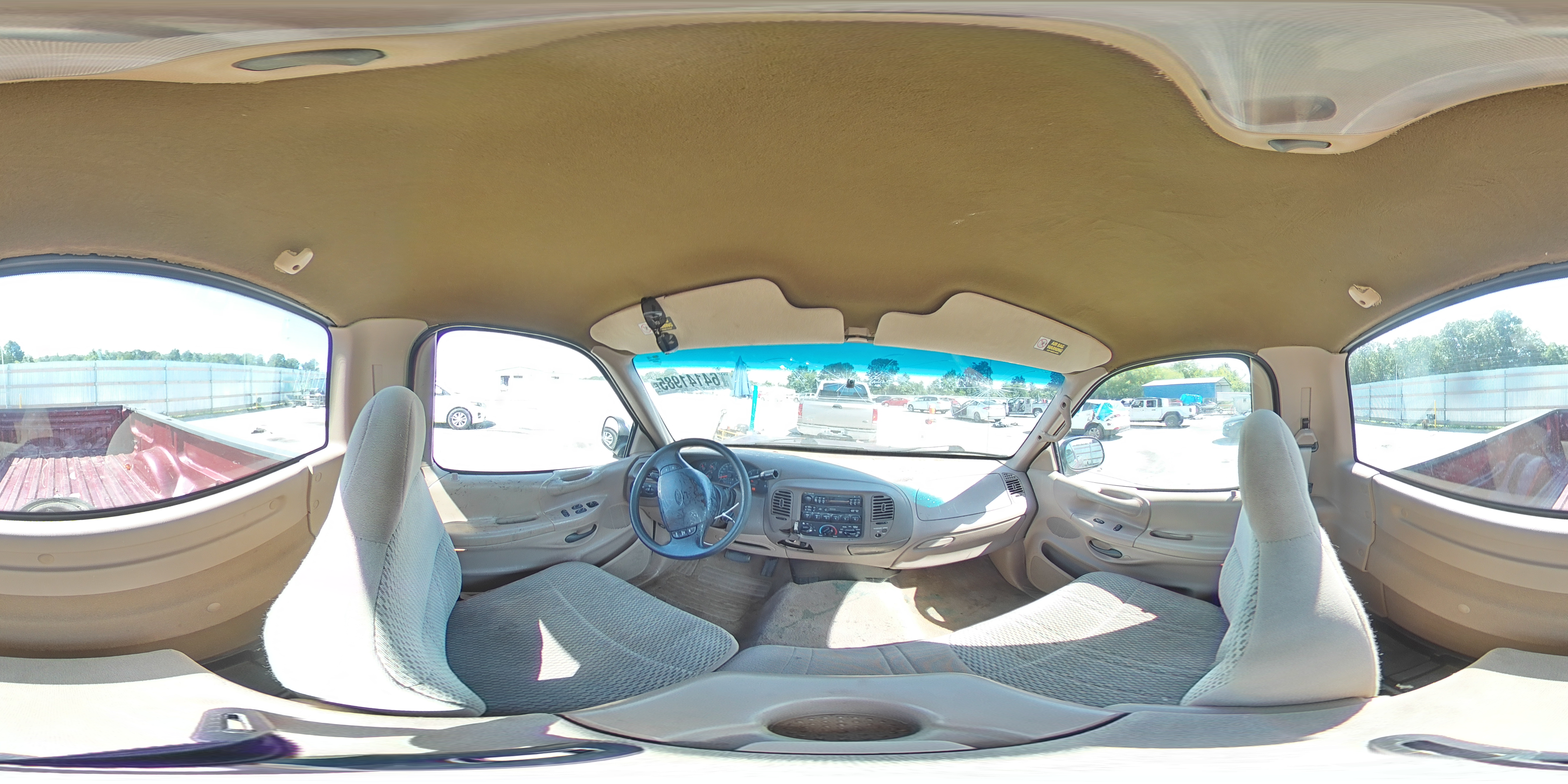 1997 Ford F150 VIN: 1FTDF1729VKD05702 Lot: 64141985