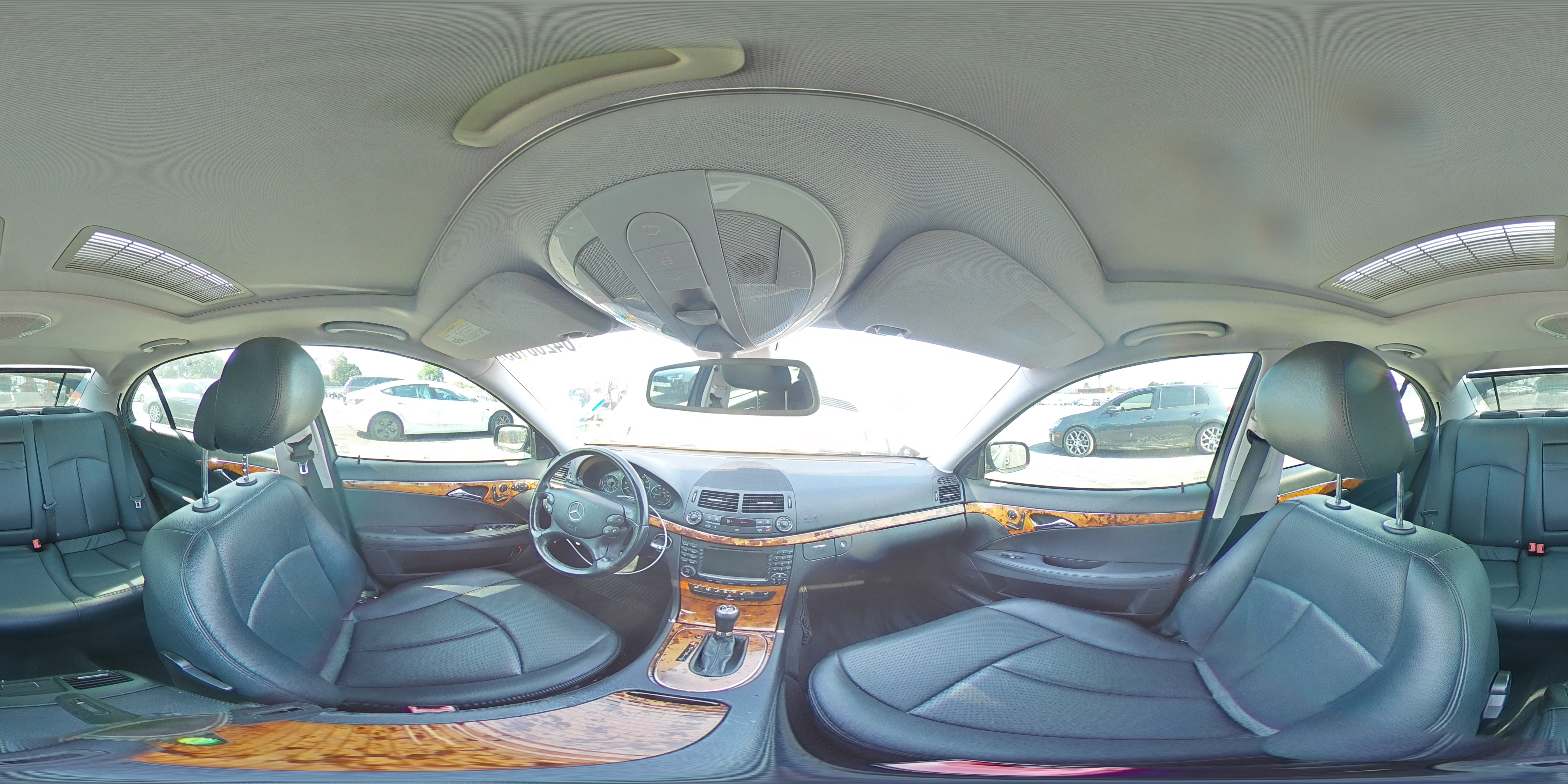 2007 Mercedes-Benz E 350 VIN: WDBUF56X27B047318 Lot: 64260105