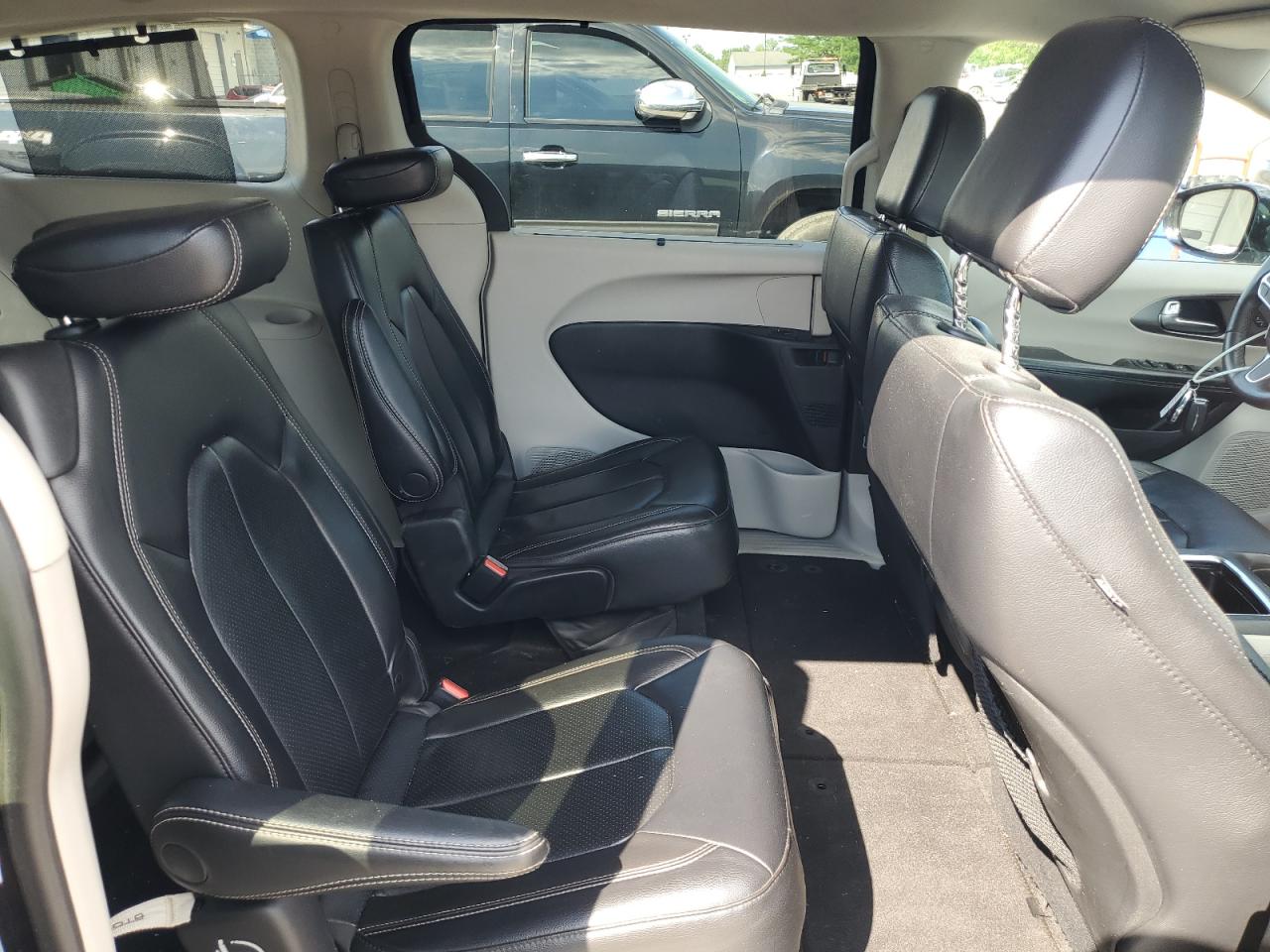 2022 Chrysler Pacifica Touring L VIN: 2C4RC1BG4NR132528 Lot: 62555445