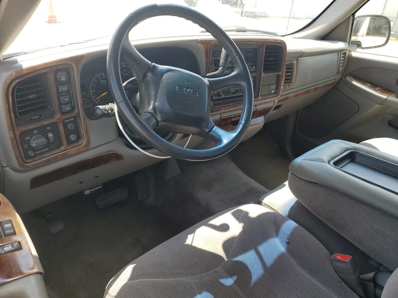 1999 GMC New Sierra K1500 VIN: 1GTEK14T2XZ518627 Lot: 64205735