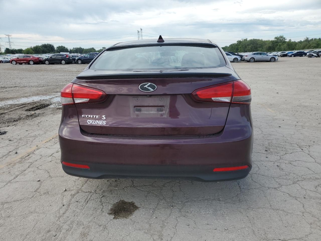 2018 Kia Forte Lx VIN: 3KPFL4A72JE210340 Lot: 66440175