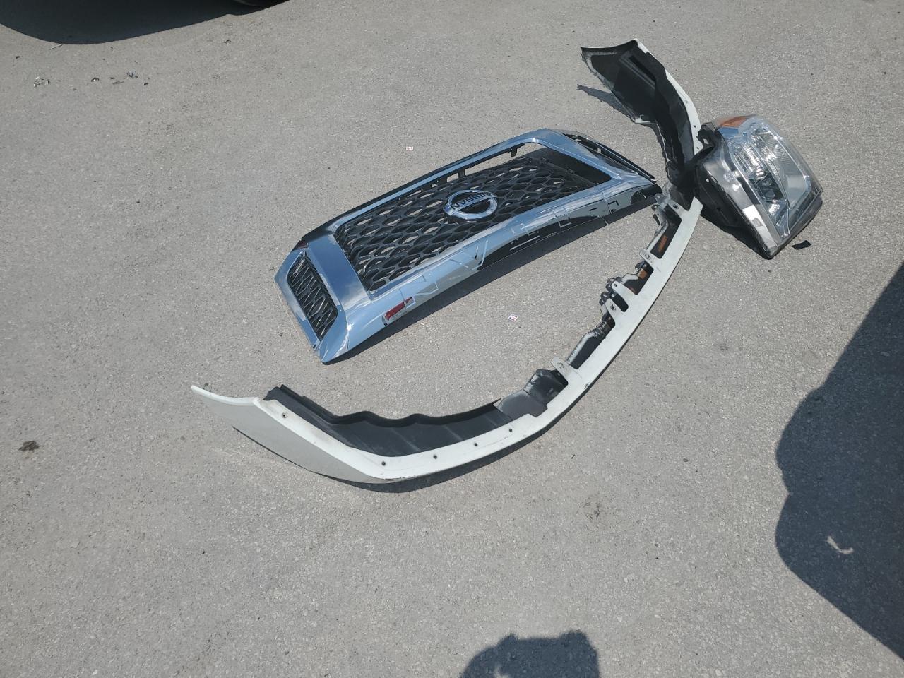 1N6BA1F31JN526166 2018 Nissan Titan Xd S