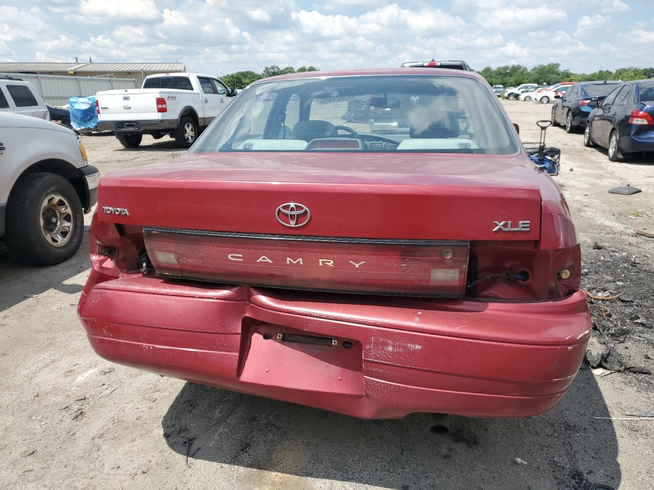 1994 Toyota Camry Xle VIN: JT2SK13E3R0263167 Lot: 63024405