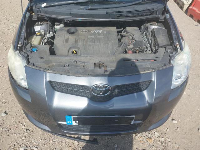 2007 TOYOTA AURIS TR V