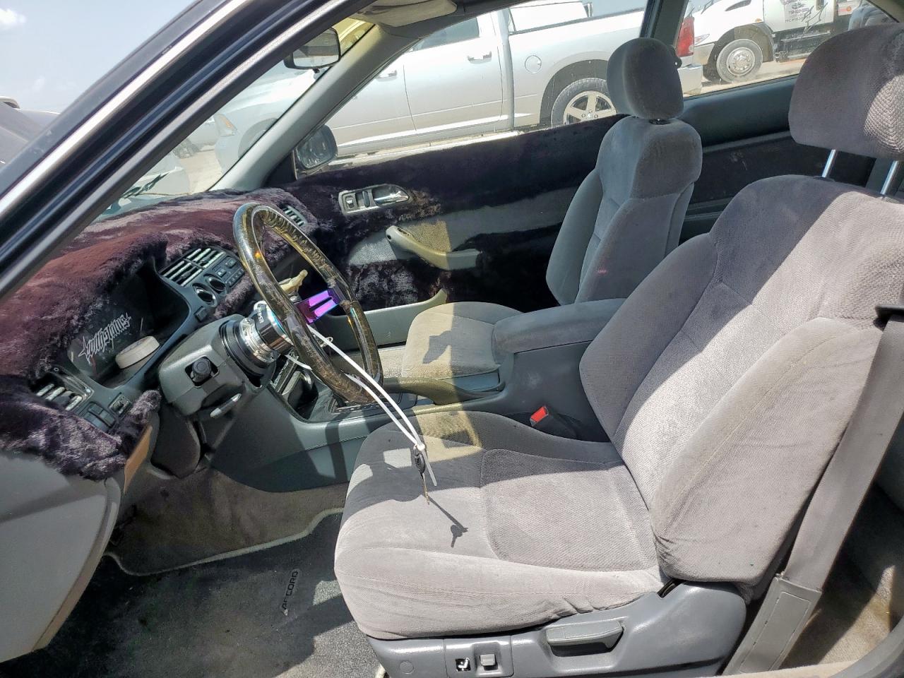 1995 Honda Accord Ex VIN: 1HGCD7258SA002029 Lot: 62779805