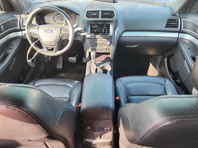  FORD EXPLORER 2016 Srebrny