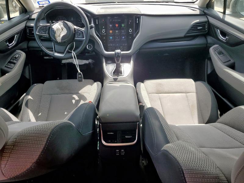 SUBARU OUTBACK 2024 Silver