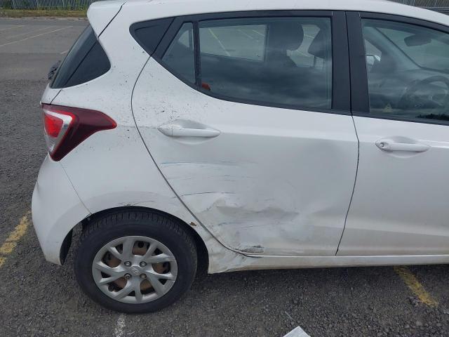 2018 HYUNDAI I10 SE