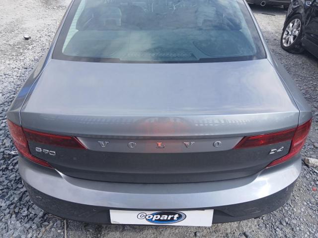 2017 VOLVO S90 MOMENTUM D4 AUTO 
