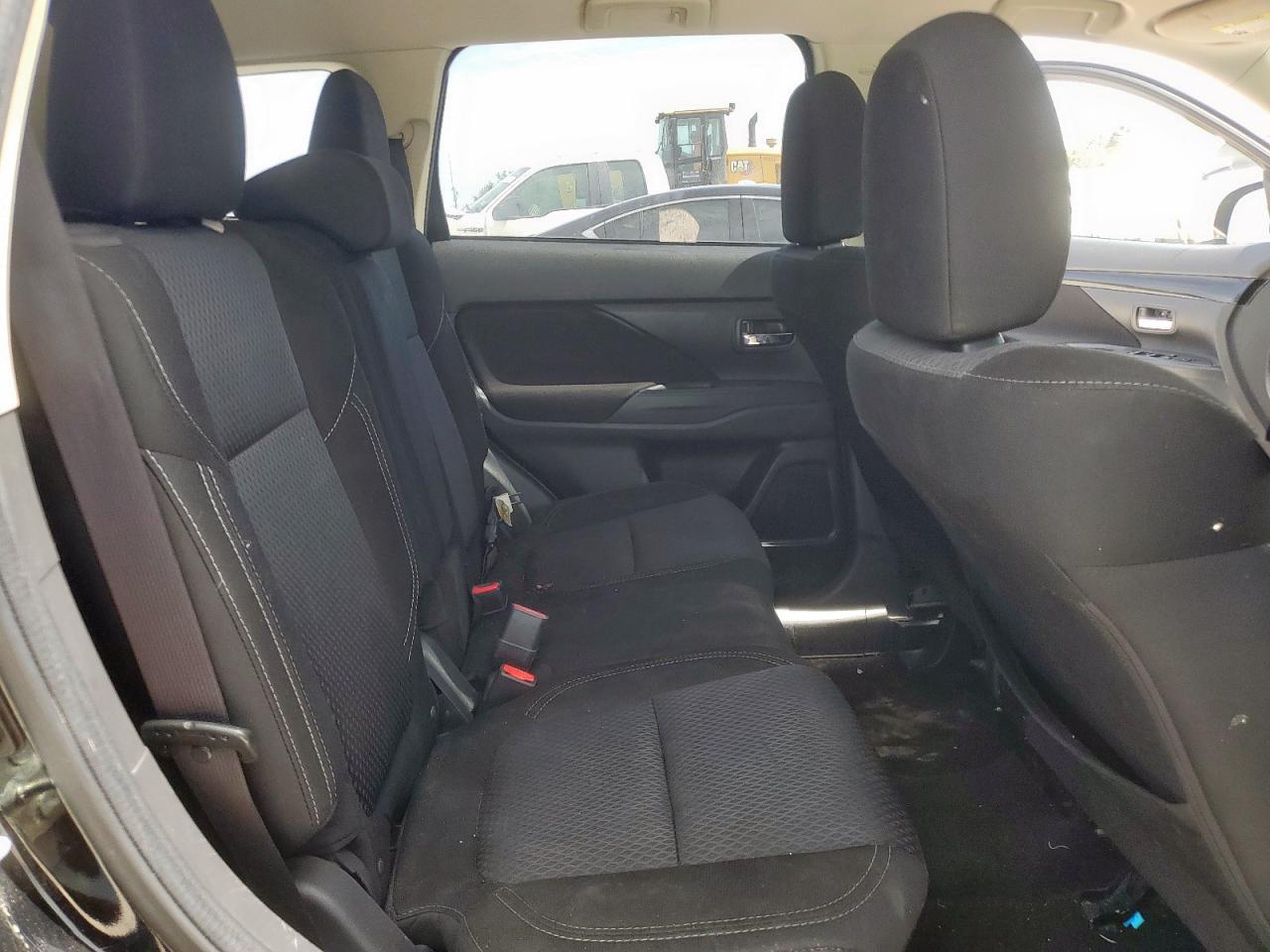 2020 Mitsubishi Outlander Es VIN: JA4AD2A31LZ015744 Lot: 65424685