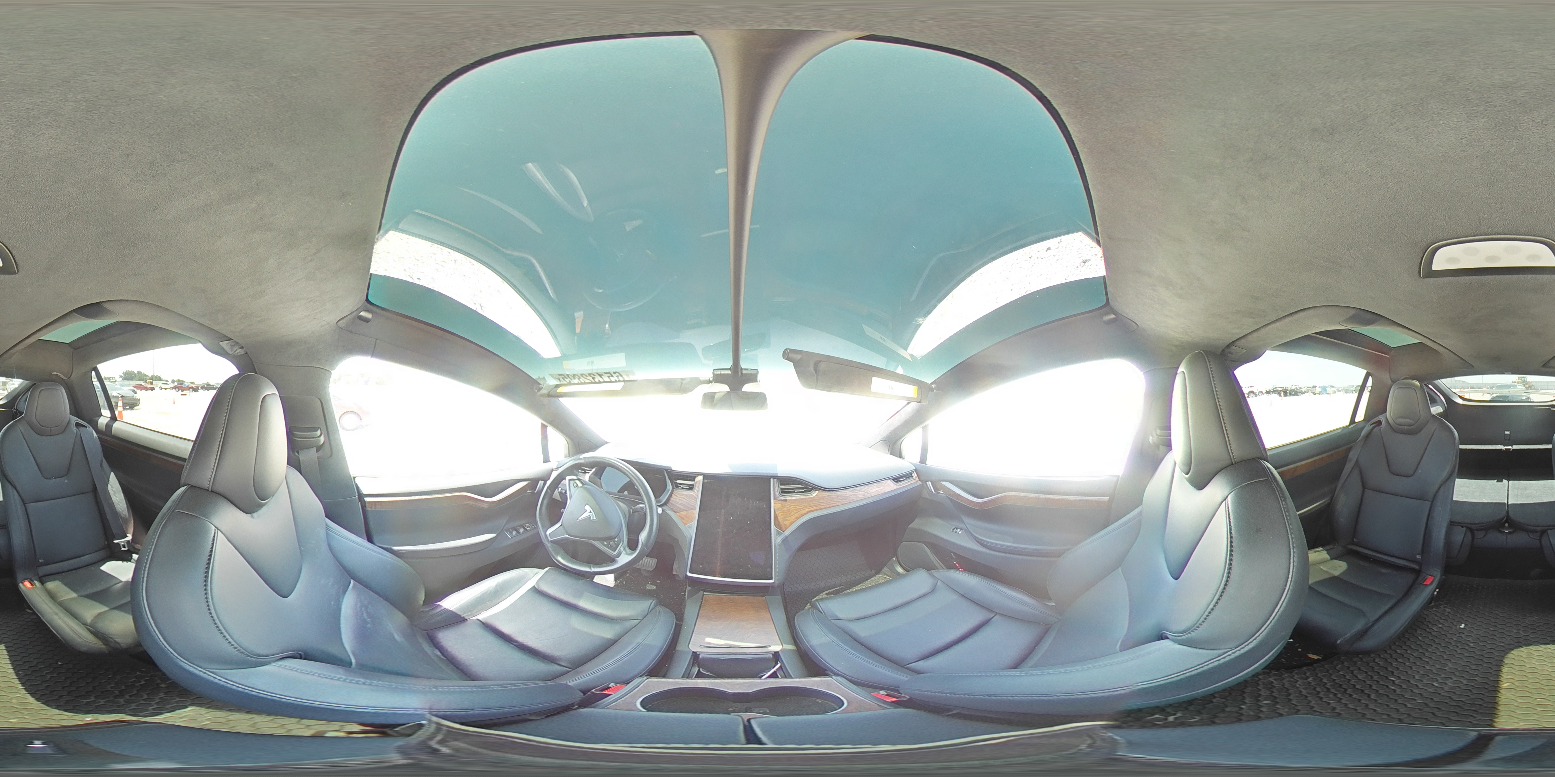 2020 Tesla Model X VIN: 5YJXCBE28LF268358 Lot: 65132895