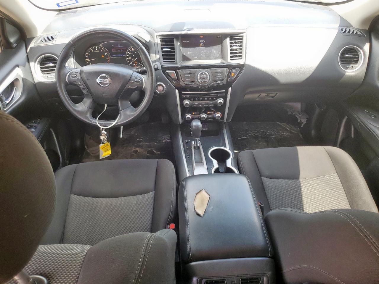 5n1dr2bn2lc613666 5N1DR2BN2LC613666 2020 Nissan Pathfinder Sv