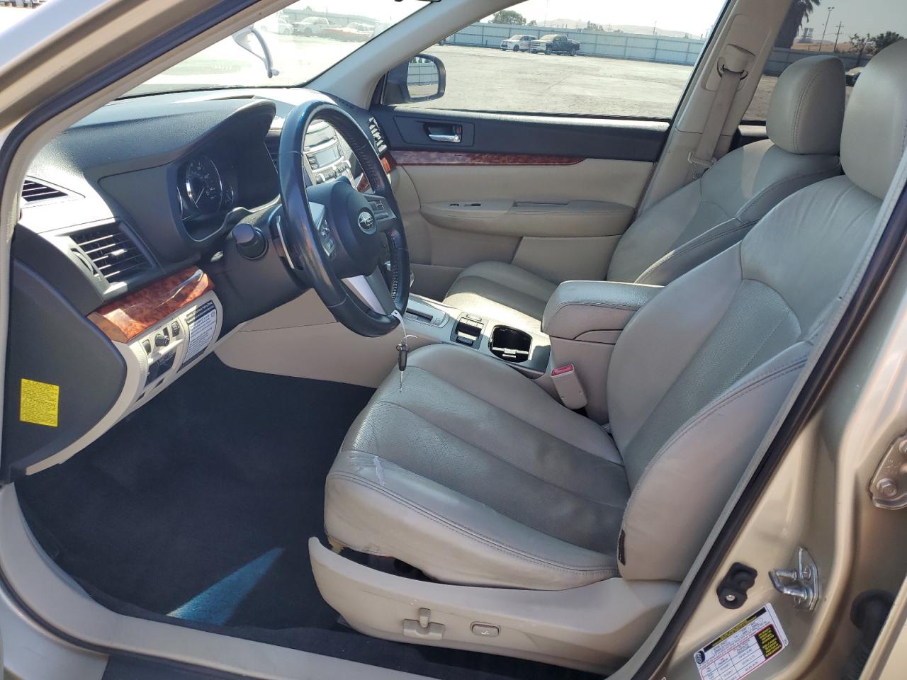 2010 Subaru Legacy 2.5I Limited VIN: 4S3BMBK68A3230122 Lot: 63115515