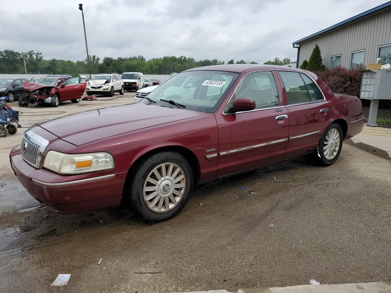 2010 Mercury Grand Marquis Ls brown null flexible 2MEBM7FV6AX605554 photo #1