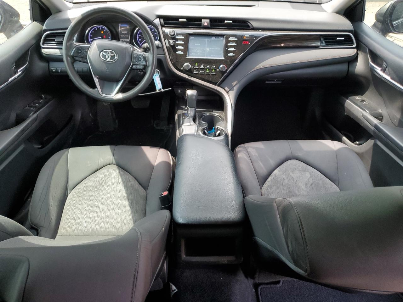 2019 Toyota Camry L VIN: 4T1B11HK5KU688473 Lot: 65003205