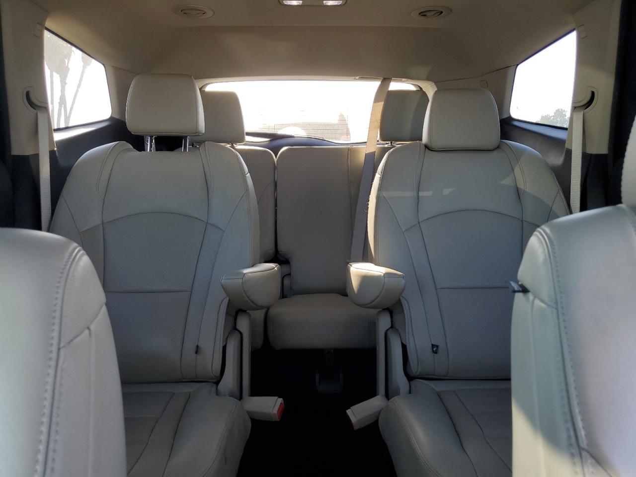 2019 Buick Enclave Essence VIN: 5GAERBKW5KJ118374 Lot: 63709155