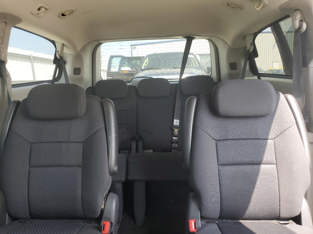 2010 Dodge Grand Caravan Se VIN: 2D4RN4DE2AR200510 Lot: 66652765