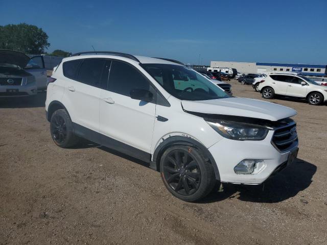  FORD ESCAPE 2017 Белы