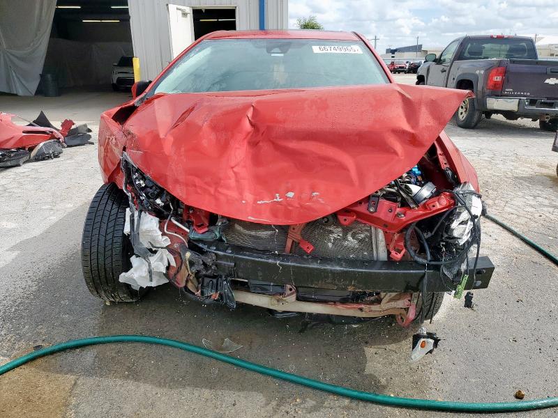  TOYOTA COROLLA 2019 Czerwony