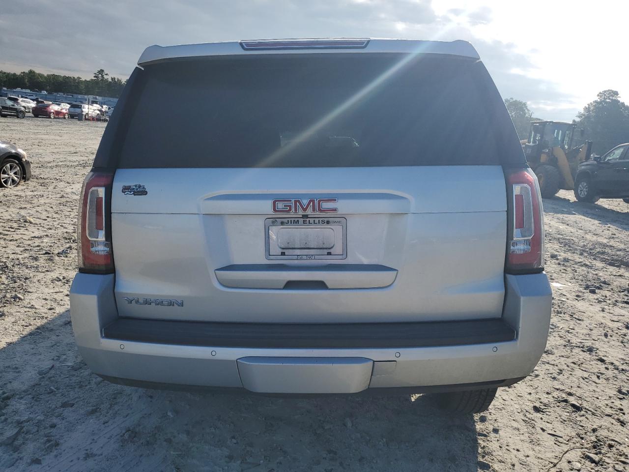 2018 GMC Yukon Sle VIN: 1GKS1AKC1JR238539 Lot: 65139025