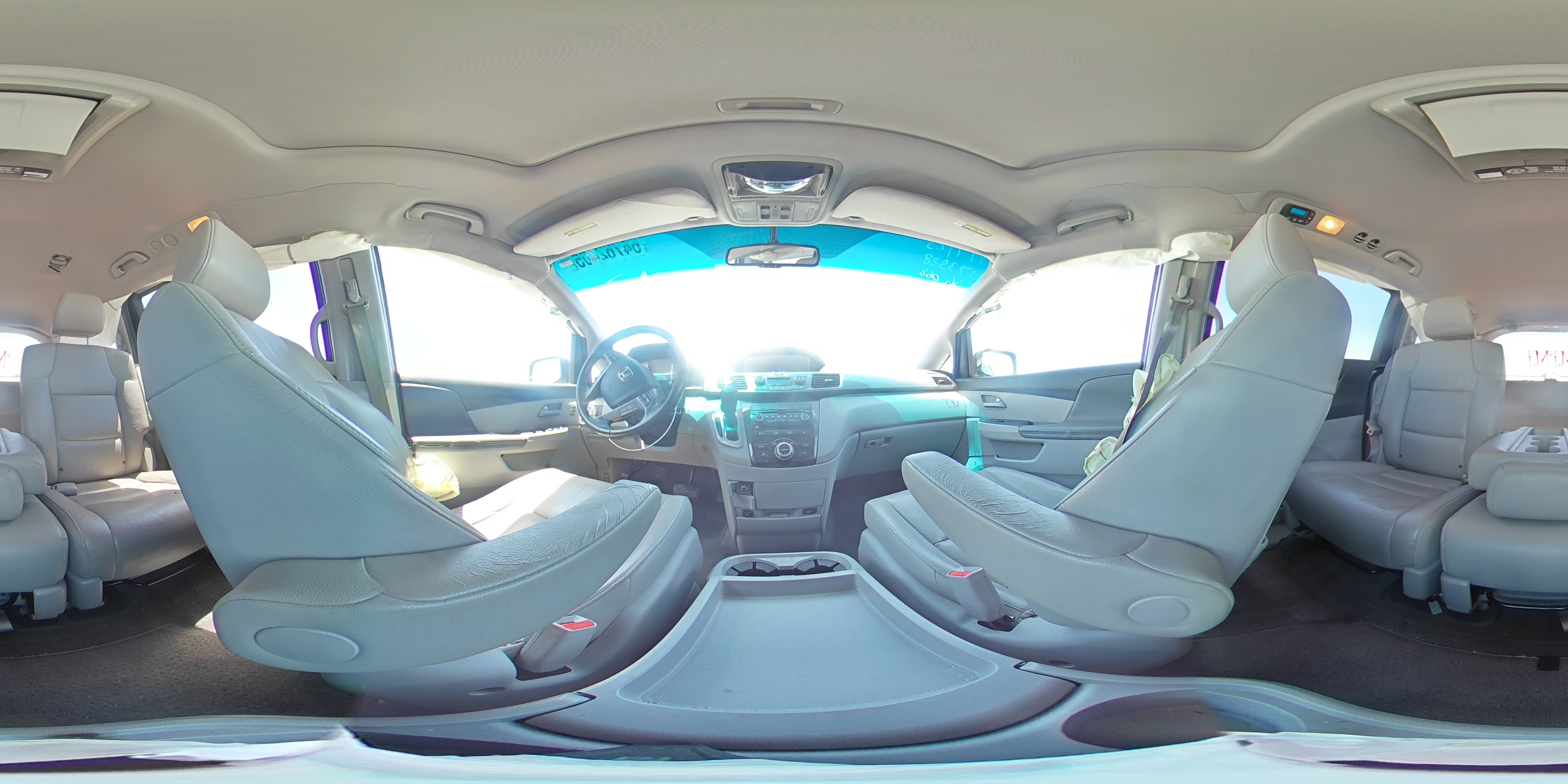 2011 Honda Odyssey Touring VIN: 5FNRL5H90BB012992 Lot: 64762405